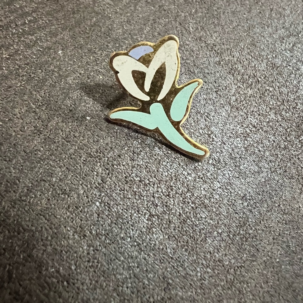Vintage flower hat pin
